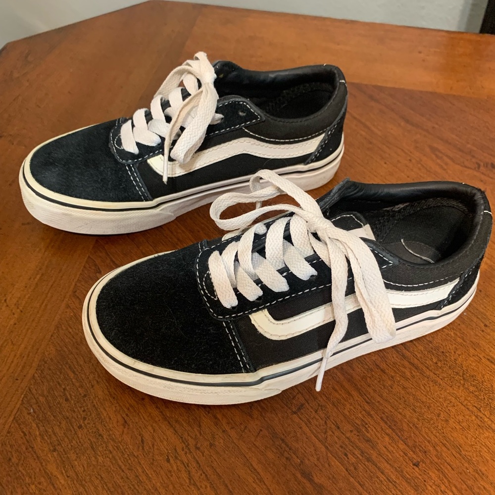 COPY - Youth 13 black and white Vans.